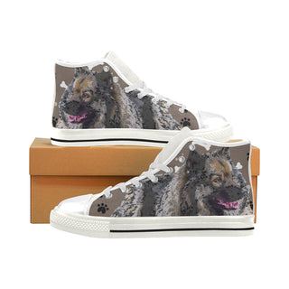 Keeshond White Men’s Classic High Top Canvas Shoes - TeeAmazing