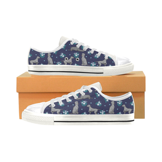 Coonhound Flower White Women's Classic Canvas Shoes - TeeAmazing