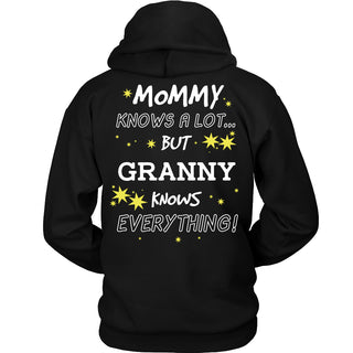 Granny Knows Everything T-Shirt -  Granny Shirt - TeeAmazing